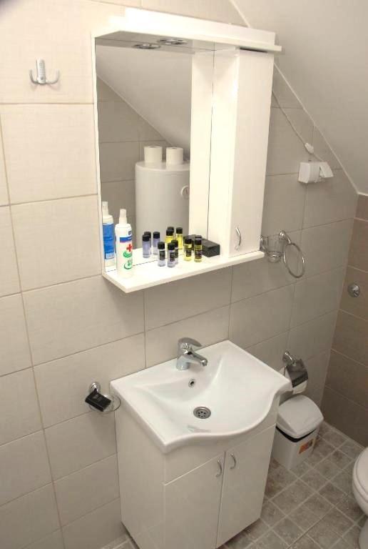 Apartments Idila ベラ・ツルクバ エクステリア 写真