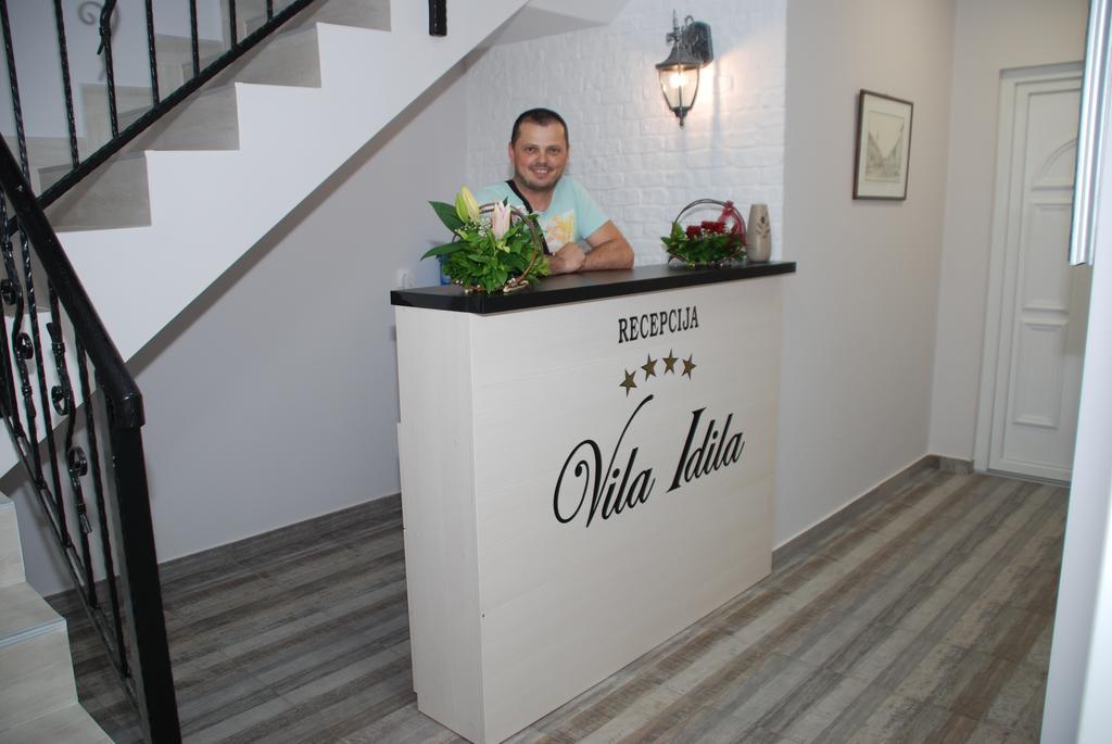 Apartments Idila ベラ・ツルクバ エクステリア 写真
