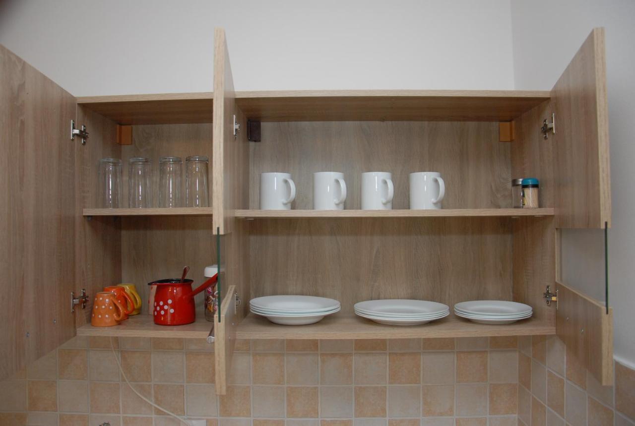 Apartments Idila ベラ・ツルクバ エクステリア 写真